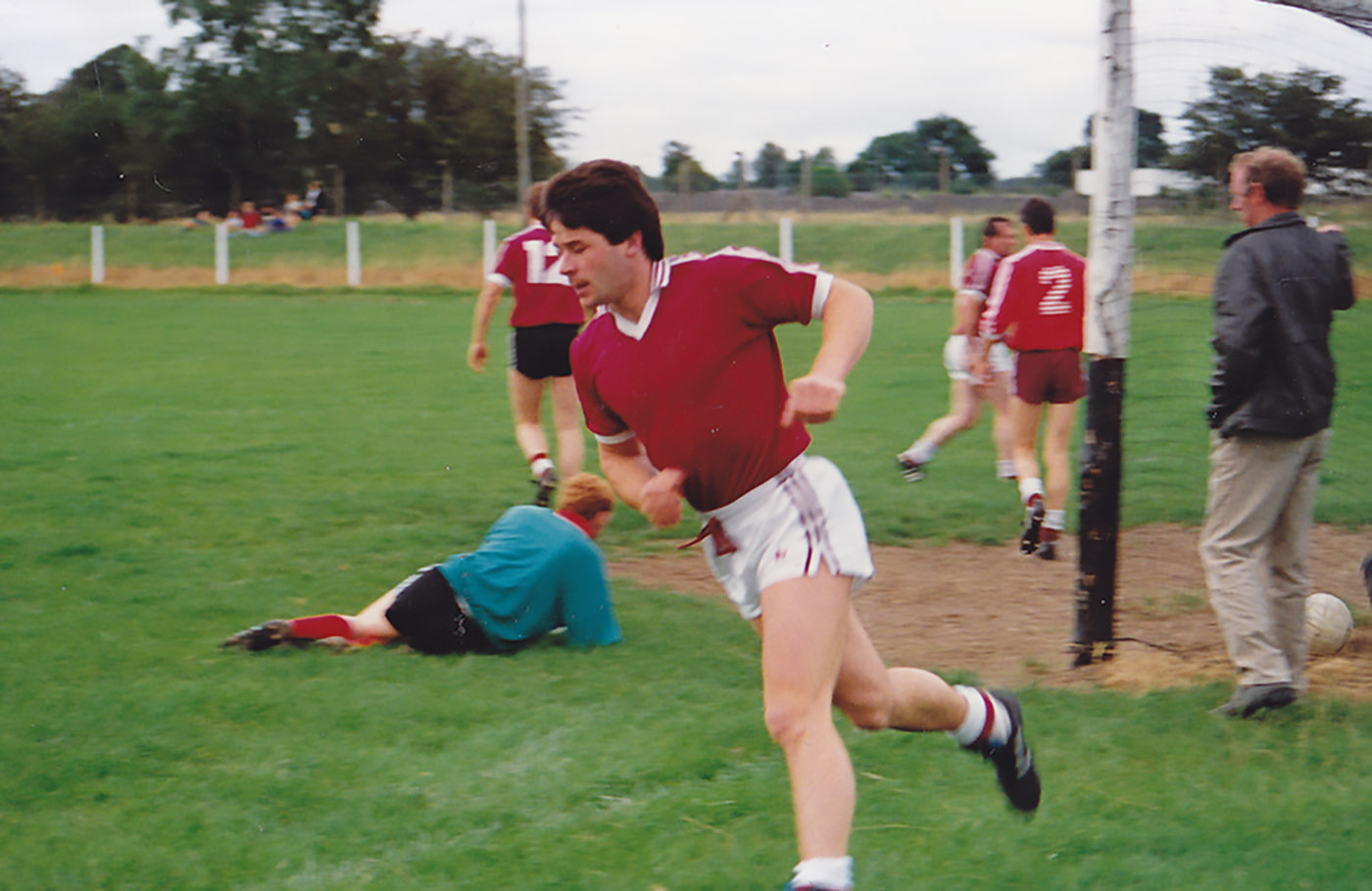 North Junior B Football Final 1990 Slide background